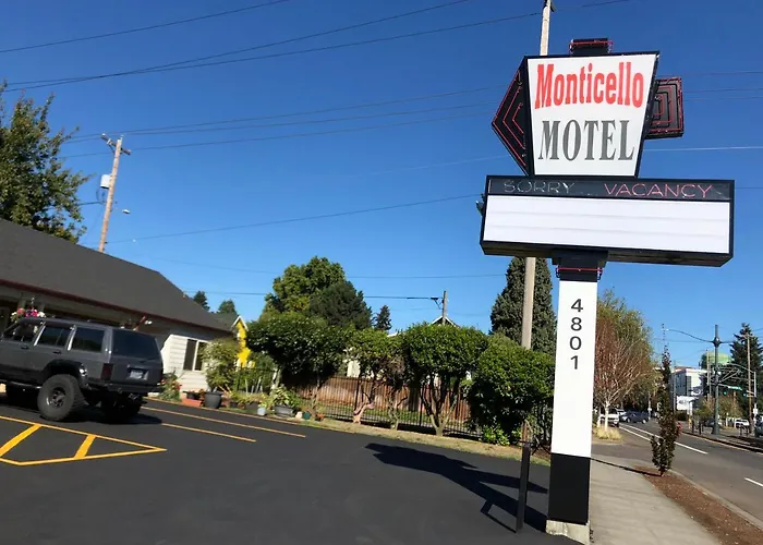 Monticello Motel